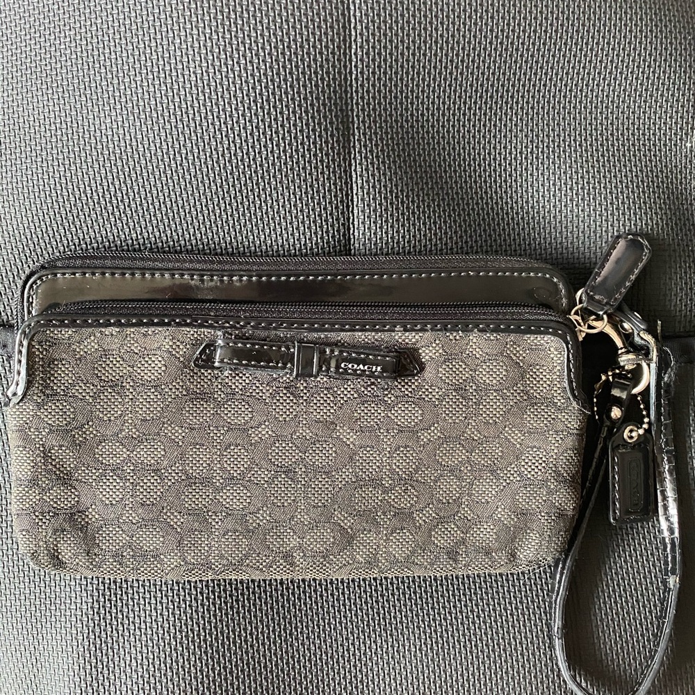 Authentic Coach Wristlet wallet